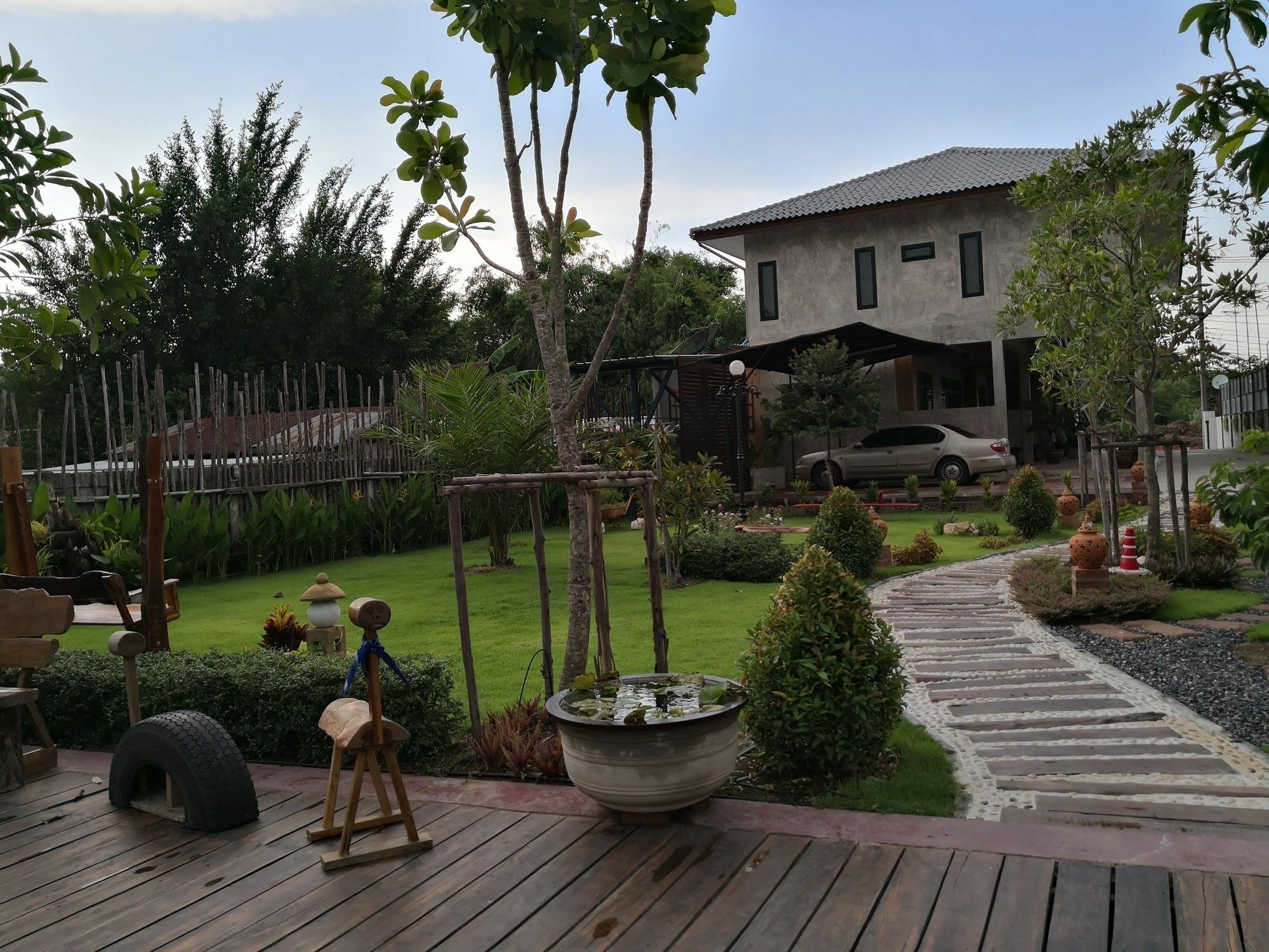 Baan Canalee Phra Nakhon Si Ayutthaya Buitenkant foto